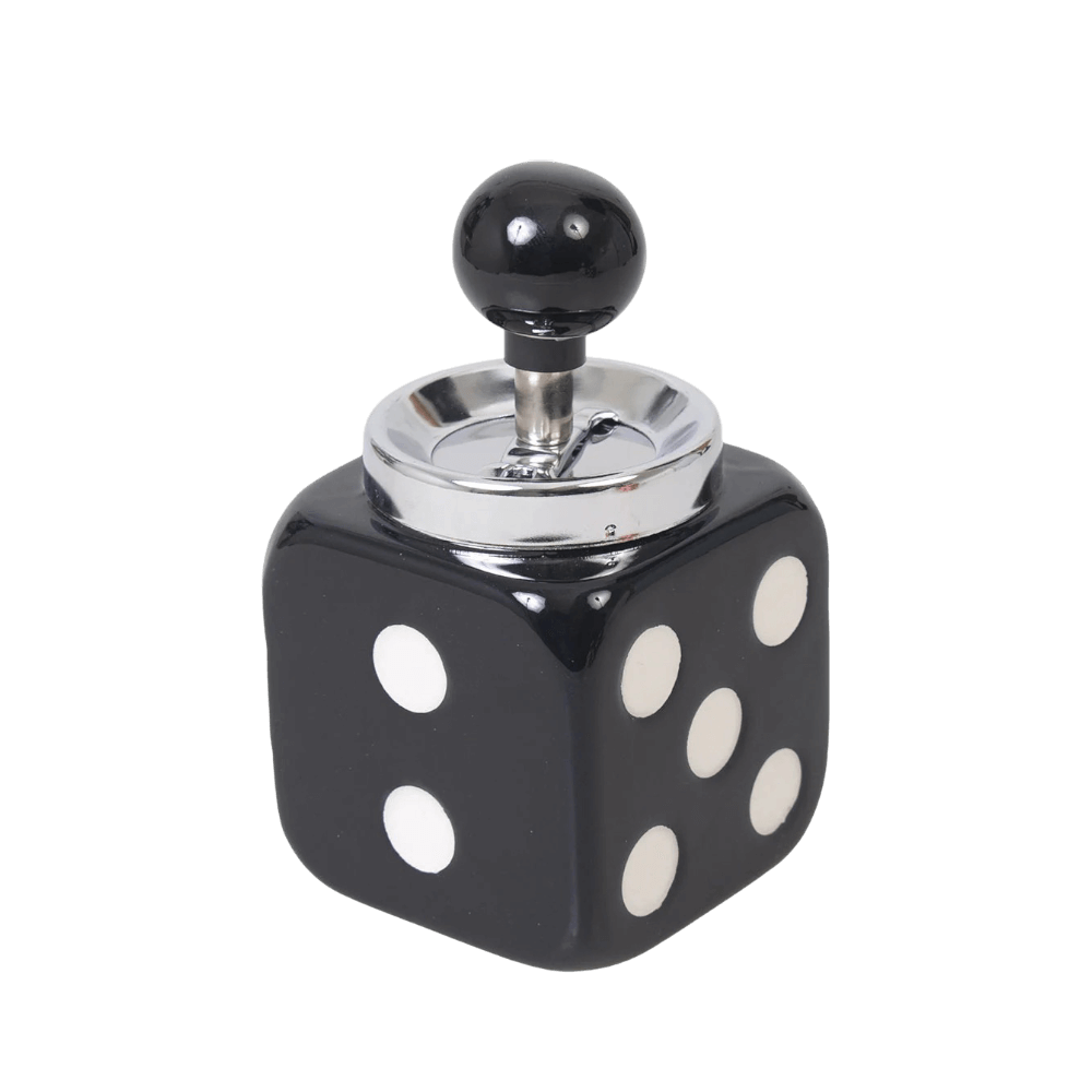 Ashtrays High Capacity Ashtray Dice Shape Black White Ceramics Ashtrays with Lid Home Decoration Accessories Creative Gadget Ash Holder Portable
